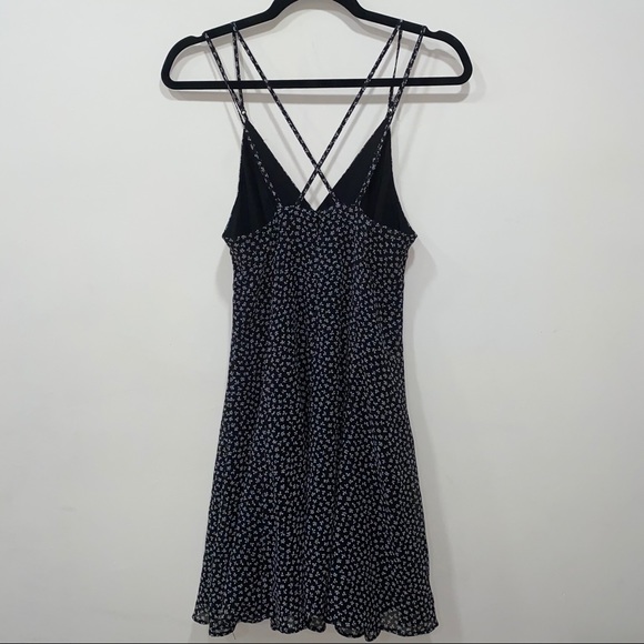 Victoria Secret Dress - Picture 5 of 7